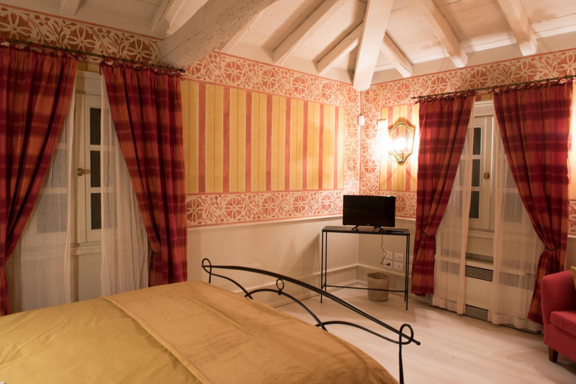 Il Borgo Di Minerva Hotell Minerbio Exteriör bild