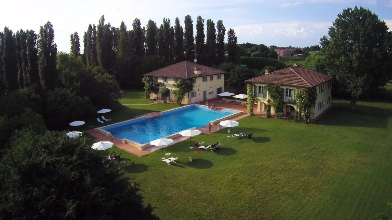 Il Borgo Di Minerva Hotell Minerbio Exteriör bild